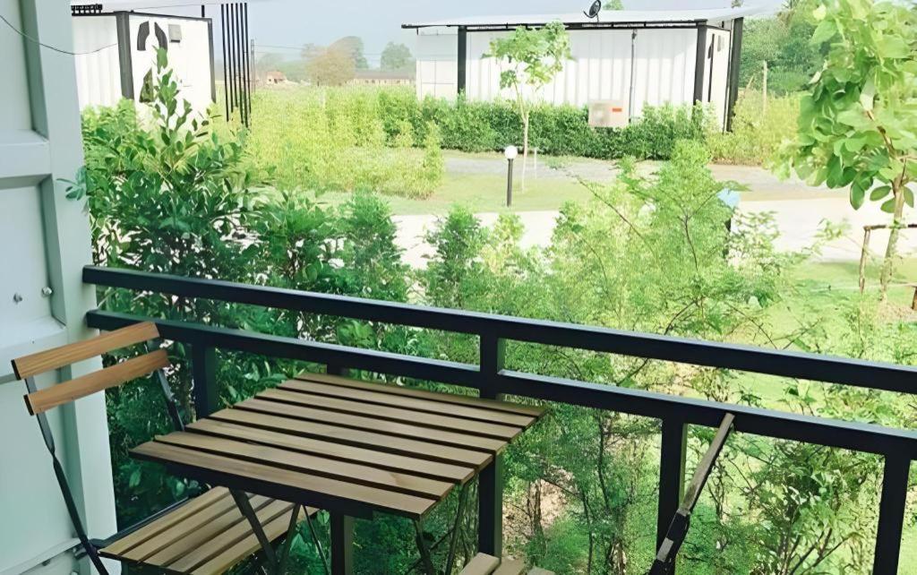 博客锁特尔酒店 Ban Nong Chik  外观 照片